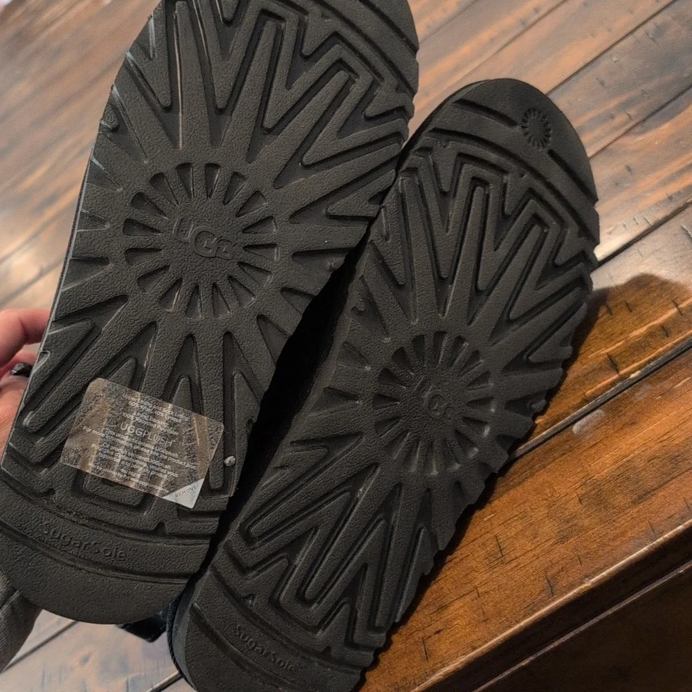 Ugg Nuemel Chukka Boot
